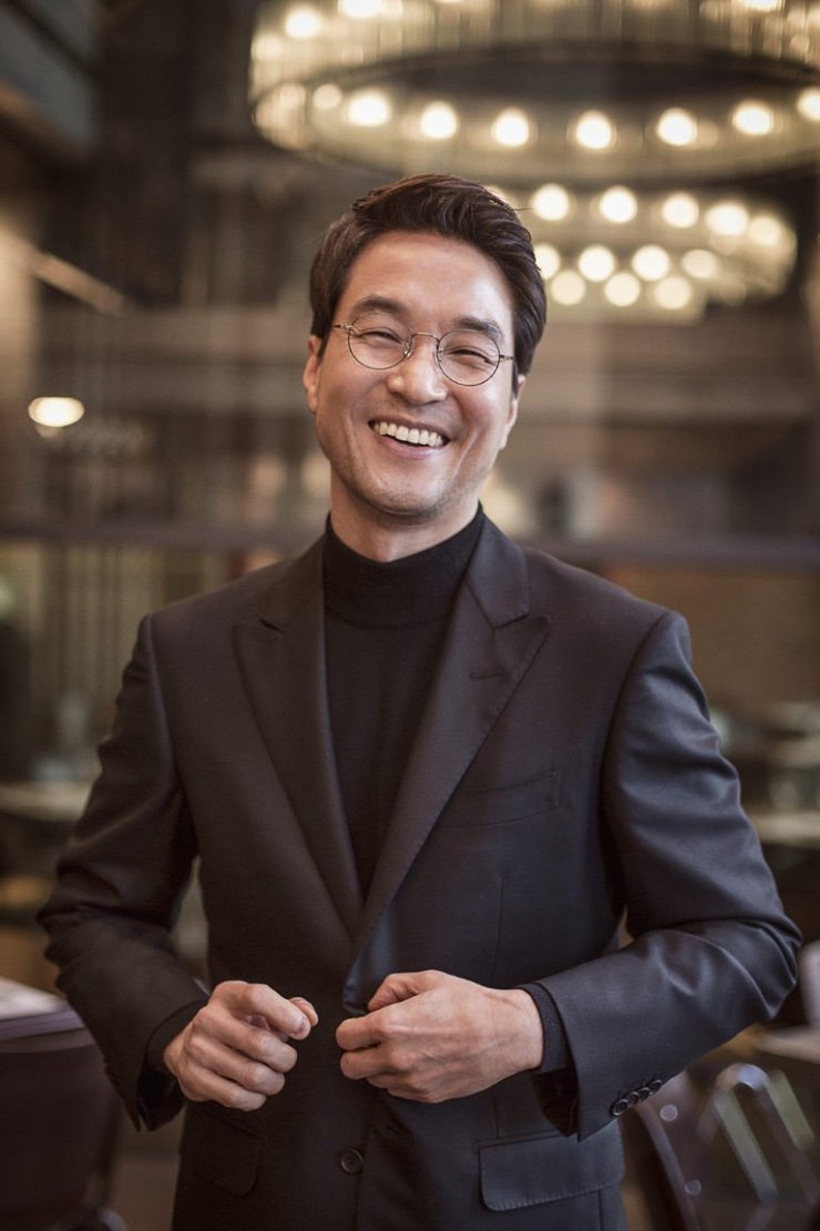 Quái vật diễn xuất 30 năm chưa từng thất bại, cứ đóng phim là netizen đòi trao ngay cúp Daesang- Ảnh 1. Quái vật diễn xuất 30 năm chưa từng thất bại, cứ đóng phim là netizen đòi trao ngay cúp Daesang- Ảnh 1.