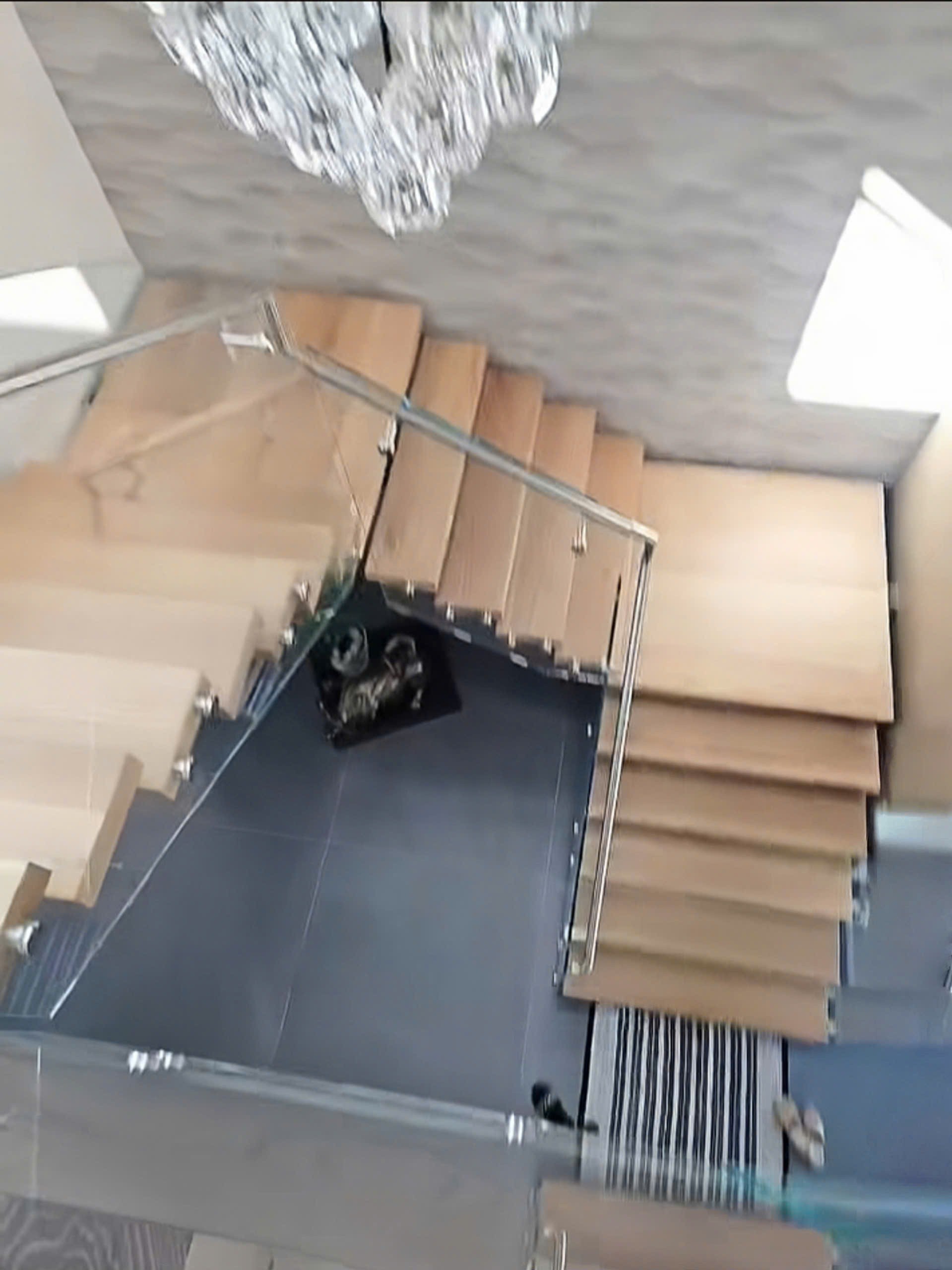 Ngỡ ngàng trước biệt thự ven biển đắt tiền của ca sĩ Hương Thủy - 5