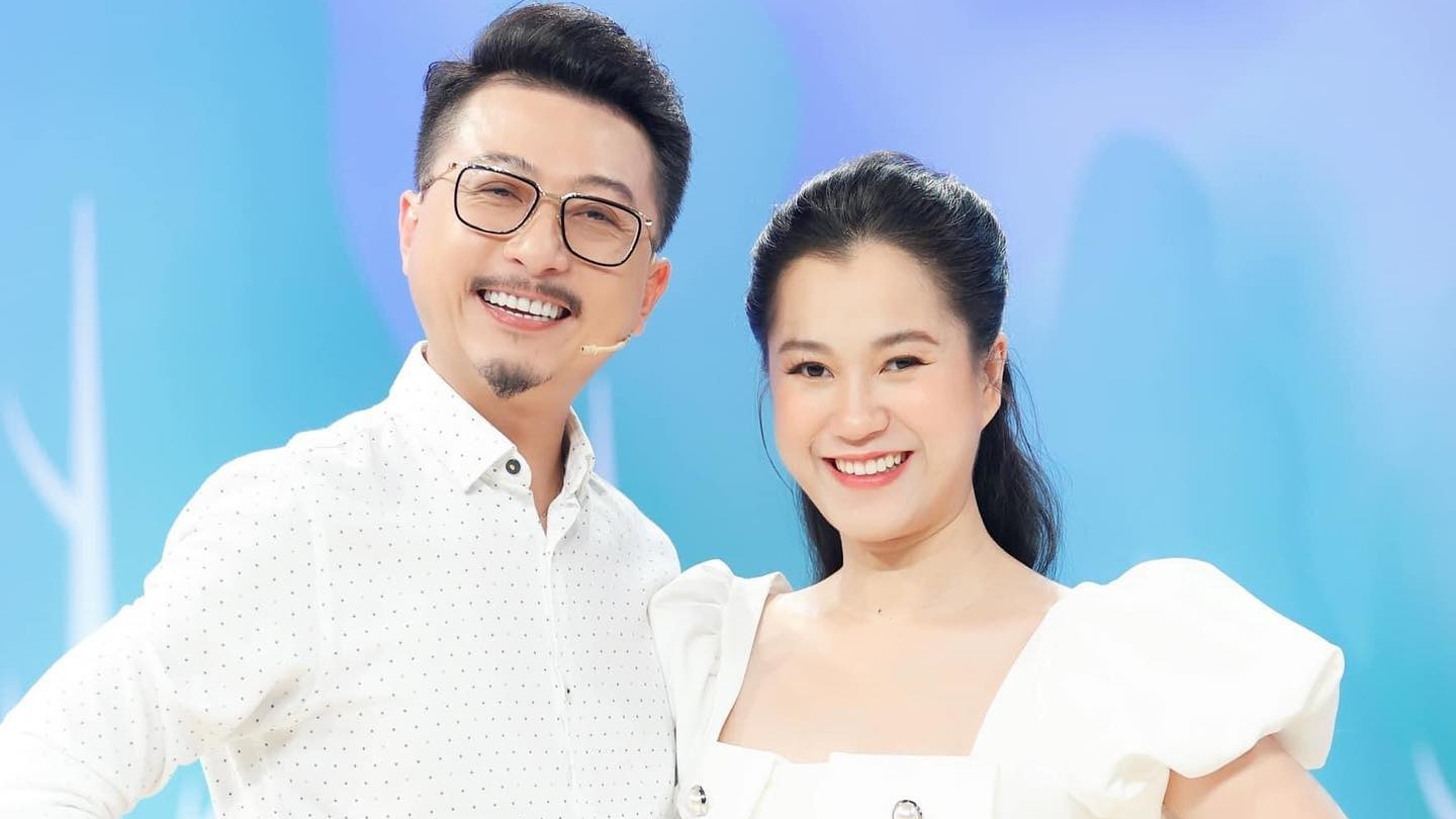 Cặp sao Việt đóng mẹ con nhưng cưới nhau ngoài đời, nhà gái trẻ đẹp đến nỗi bị đồn dao kéo khắp MXH- Ảnh 3.