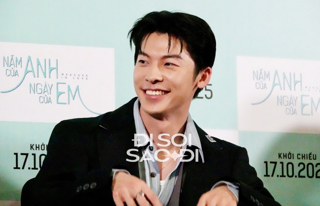 “Xỉu đùng đùng” với full hình ảnh Hứa Quang Hán siêu cấp đáng yêu tại Việt Nam, còn “thả thính” tiếng Việt cỡ này!- Ảnh 4.