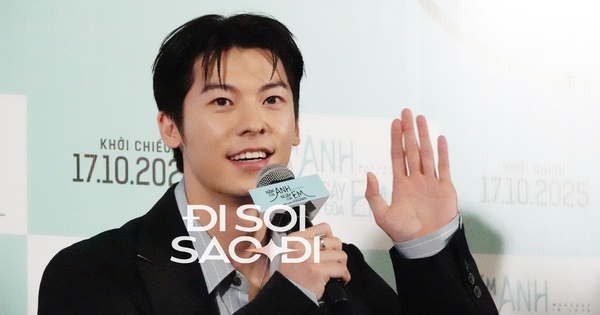 “Xỉu đùng đùng” với full hình ảnh Hứa Quang Hán siêu cấp đáng yêu tại Việt Nam, còn “thả thính” tiếng Việt cỡ này! huachao 1758706233411246444682 202 0 1542 2560 crop 17587080586582143650181jpg