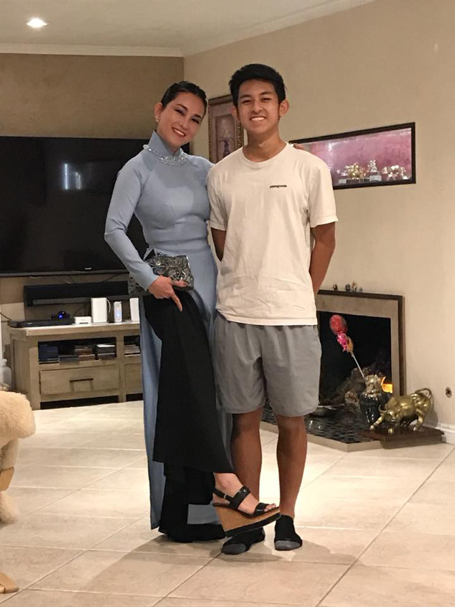 Nữ ca sĩ sở hữu 2 cơ ngơi hoành tráng, biệt thự ven biển trị giá 100 tỷ, U50 hôn nhân viên mãn- Ảnh 8.