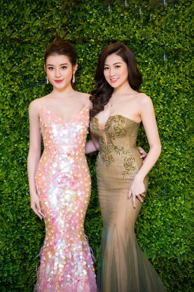 2 nàng hậu nghi yêu chung 1 người bất ngờ chạm mặt, sau ngần ấy năm vẫn căng thẳng cỡ này!- Ảnh 1.