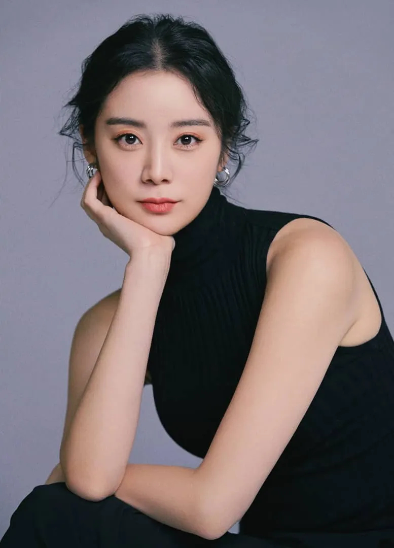 1 nữ ca sĩ nổi điên vì bị lừa đảo qua điện thoại, lộ chiếc bẫy ai cũng có thể rơi vào- Ảnh 1.