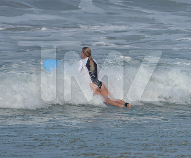 Vóc dáng tuổi 45 của Ivanka Trump- Ảnh 3.