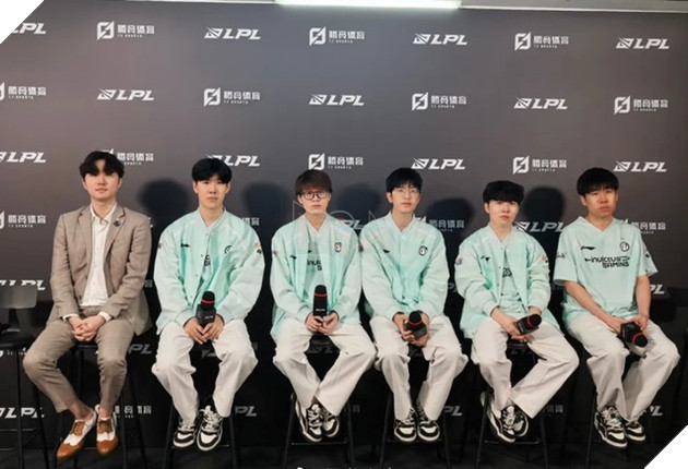 LMHT: Meiko thể hiện phong độ cực tệ dù từng là Huyền thoại của LPL 3