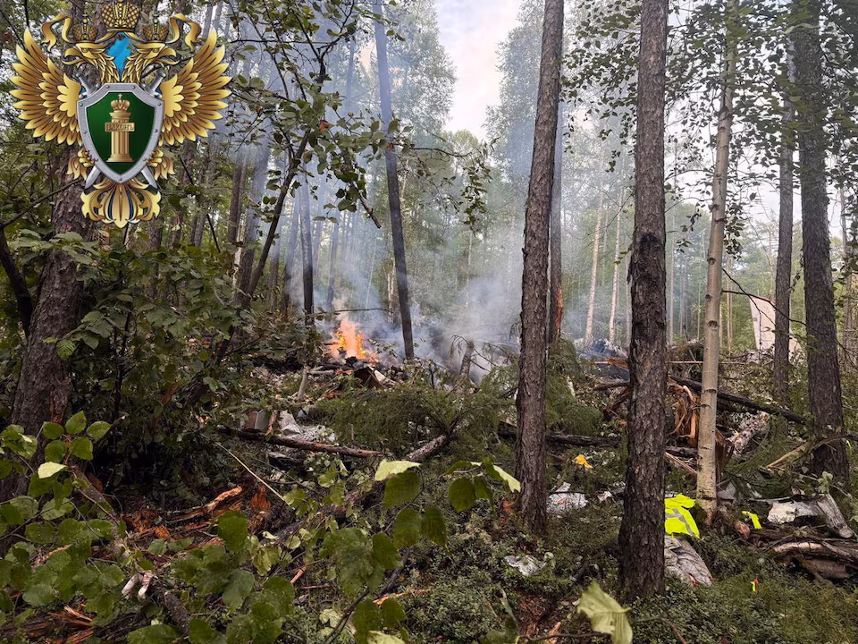 Câu hỏi quan trọng trong vụ máy bay rơi ở Nga khiến gần 50 người thiệt mạng- Ảnh 2.