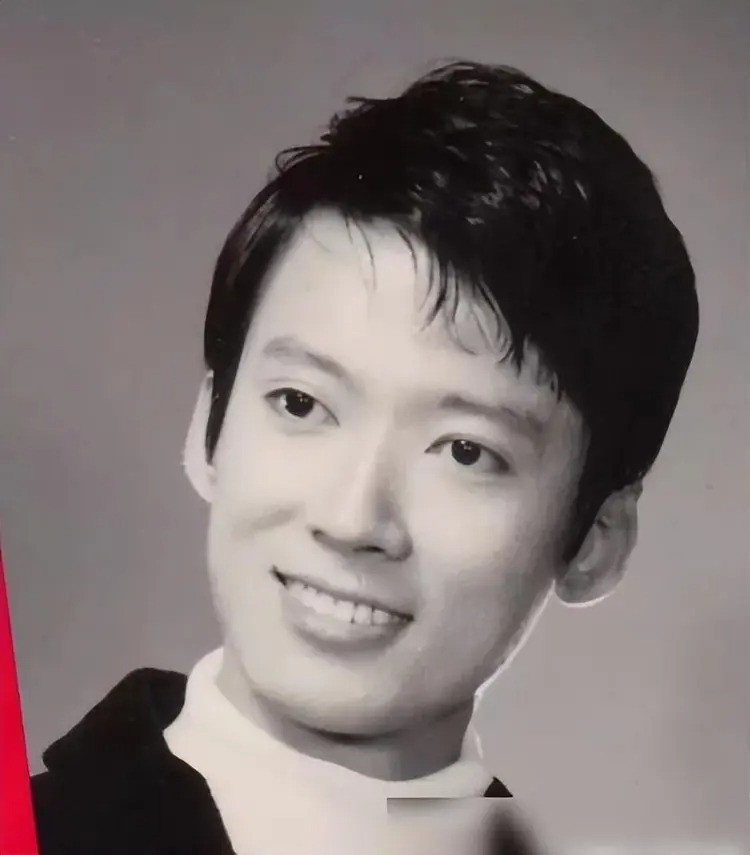 "Ác nhân" Phương Cương qua đời: Sống đời giàu sang, cô độc image 9 1695 9846 1748759980708 17487599808961638832139