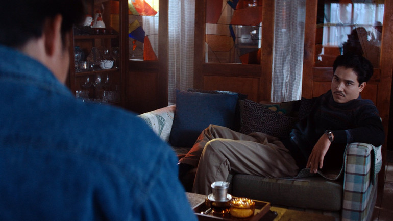 Trái Tim Què Quặt: Dàn diễn viên rất tốt nhưng kịch bản rất tiếc- Ảnh 2.