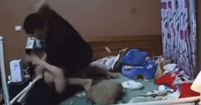 Vụ DJ ở Hà Nội đánh vợ: Bạo lực nghiêm trọng, xin lỗi, hòa giải là xong chuyện? image dai dien gifnghiem trong khong chi la chuyen gia dinh 2698 1744422094 534 width740height495 gif2mp4 auto cropjpg 1