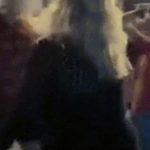 Video cô gái hành động bất ngờ khi gặp người yêu phản bội nhận 20 triệu lượt xem image dai dien gifphanboi200 1757855554 425 width740height495 gif2mp4 auto cropjpg