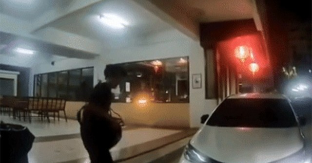 image-dai-dien-gifship-ava-5617-4244-1738983026-728-width740height495-gif2mp4-auto-cropjpg-1 Người phụ nữ Thái Lan nhìn thấy chú bảo vệ đã mất từ 2 ngày trước, sợ hãi bỏ chạy image dai dien gifship ava 5617 4244 1738983026 728 width740height495 gif2mp4 auto cropjpg 1