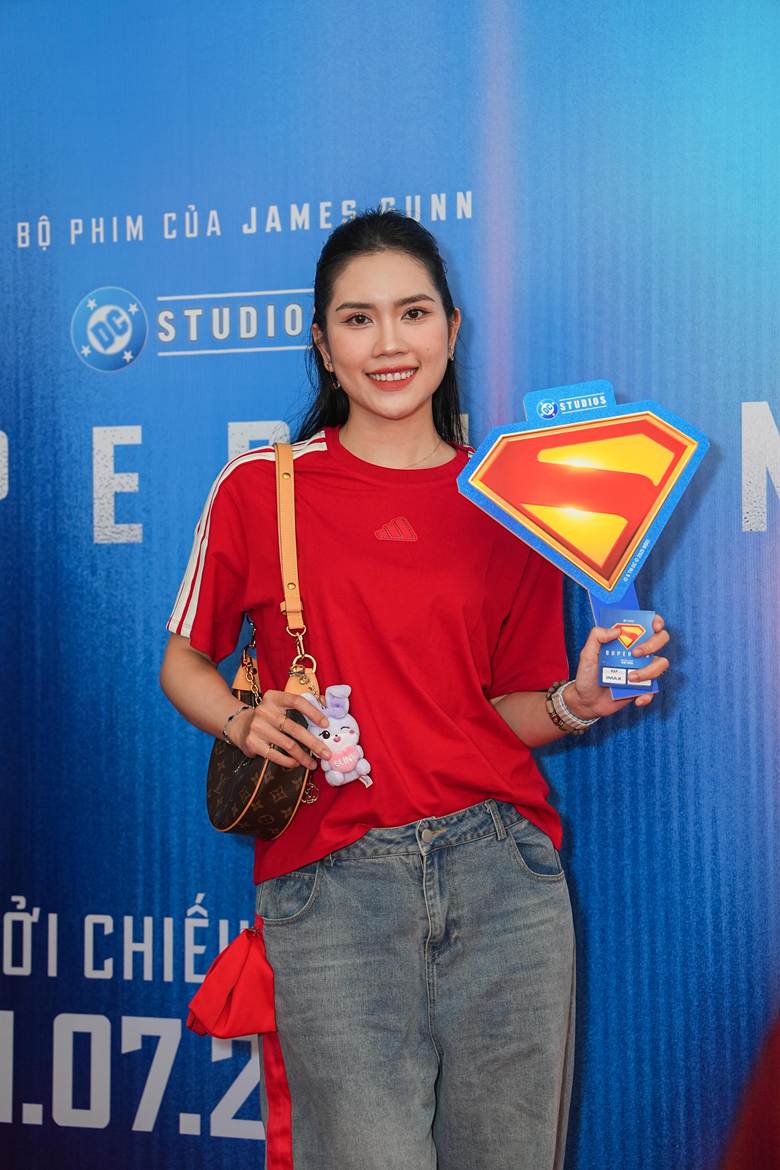 Bùng nổ phản ứng tích cực cho Superman của đạo diễn James Gunn, tương lai rực rỡ mở ra cho vũ trụ điện ảnh DC- Ảnh 11. Bùng nổ phản ứng tích cực cho Superman của đạo diễn James Gunn, tương lai rực rỡ mở ra cho vũ trụ điện ảnh DC- Ảnh 11.