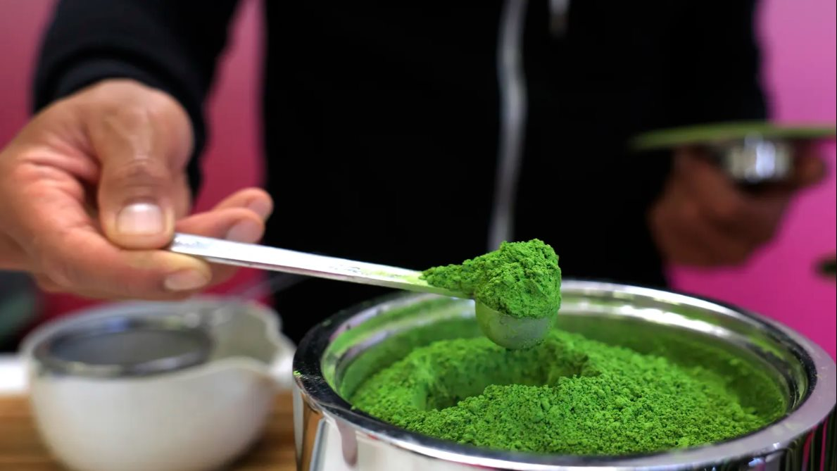 Nhật Bản sở hữu ‘kho báu xanh’ gây sốt toàn cầu: Giá tăng cấp số nhân, xuất khẩu tăng 4 lần, giới sành ăn săn lùng từng gram nhưng ‘không có mà mua’- Ảnh 1.