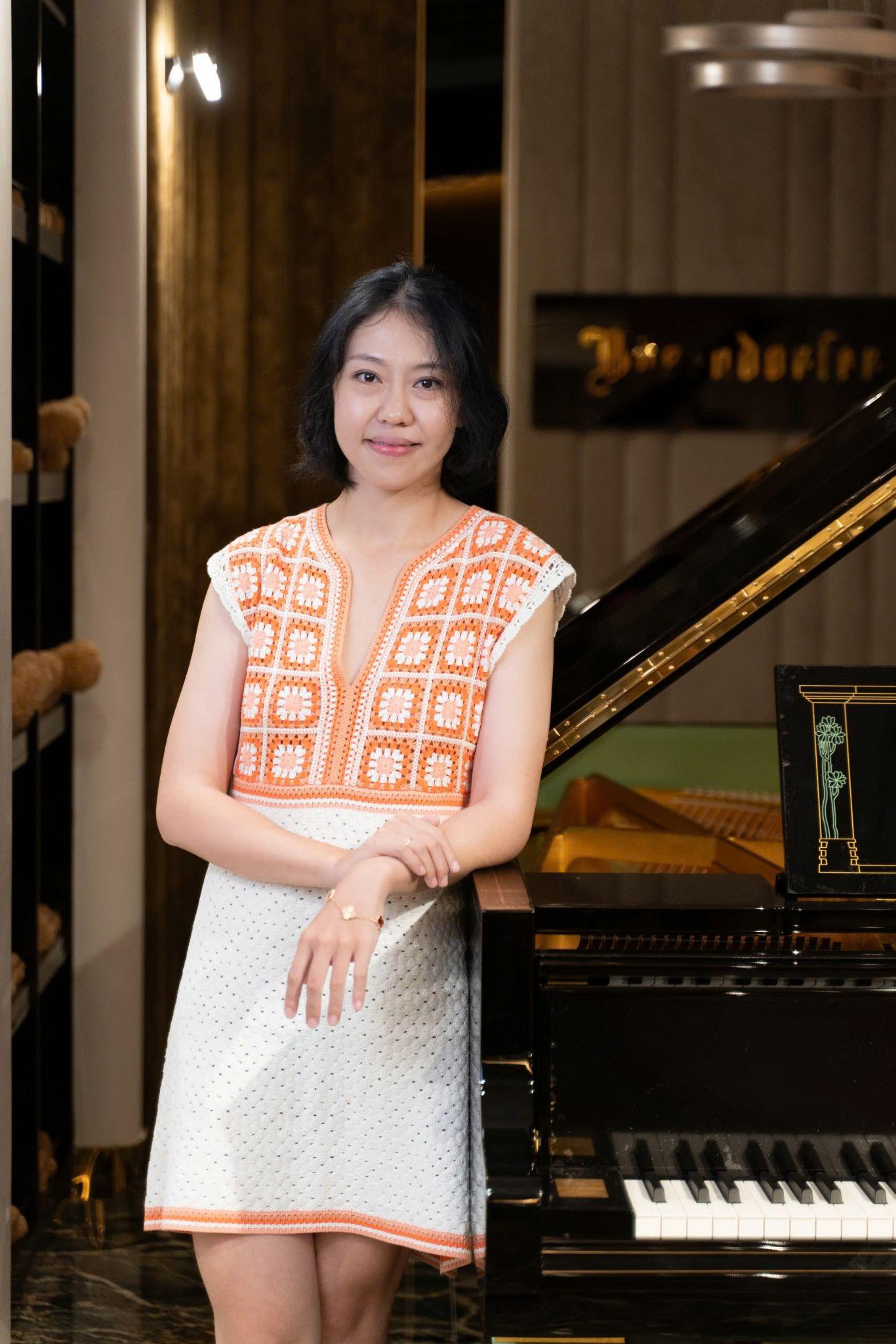Crystal Xu hiện đang là nghệ sĩ đại diện cho thương hiệu Bösendorfer tại TP.HCM