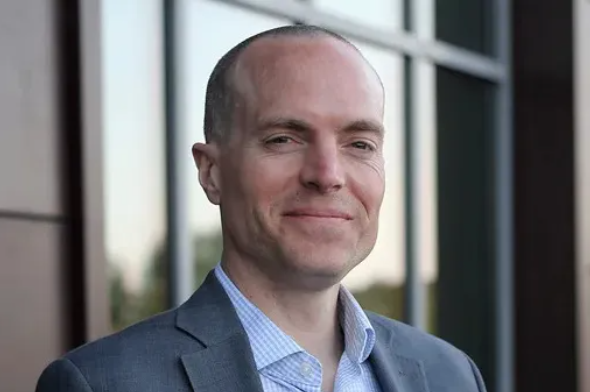 Hai cha con Hiệu trưởng Trường Quốc tế QSI Hải Phòng tử vong sau khi bị hàng trăm ong bắp cày tấn công- Ảnh 1.