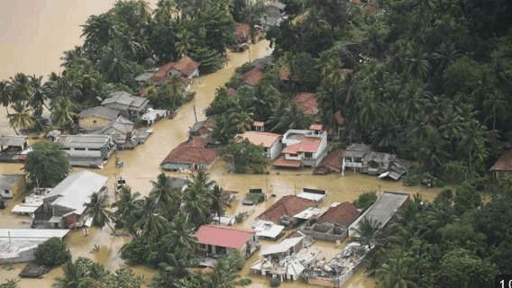 Hơn 1.000 người đã thiệt mạng vì lũ lụt trong vòng chưa đầy 1 tuần, vừa quay đi quay lại nhà cửa đã biến mất- Ảnh 4. Hơn 1.000 người đã thiệt mạng vì lũ lụt trong vòng chưa đầy 1 tuần, vừa quay đi quay lại nhà cửa đã biến mất- Ảnh 4.