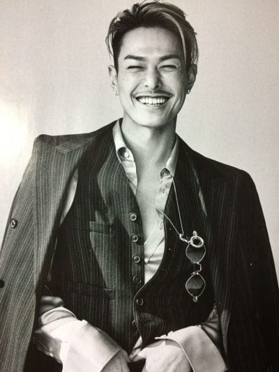 Toàn bộ diễn biến kinh hãi vụ nam ca sĩ phát điên tấn công, dọa giết tài xế taxi- Ảnh 2.