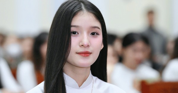 Vẻ đẹp nàng thơ xứ Huế tại ngày hội tuyển sinh Hoa hậu Việt Nam 2024 30 Vẻ đẹp nàng thơ xứ Huế tại ngày hội tuyển sinh Hoa hậu Việt Nam 2024 img 4599 9434 2205 1740756893794 1740756894042237008412 110 0 1139 1966 crop 1740756942773692053497jpeg