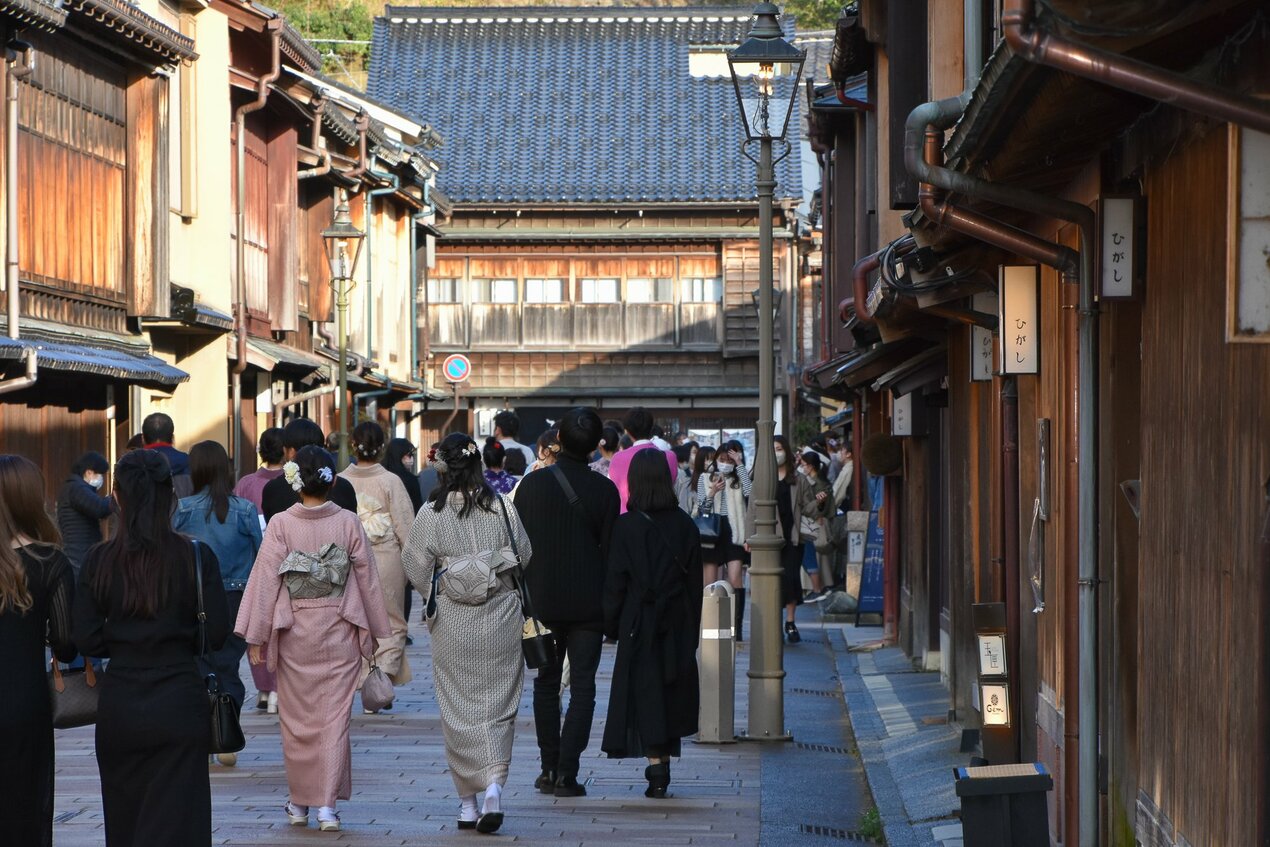 Số lượng người nước ngoài sinh sống tại Nhật Bản đạt kỷ lục- Ảnh 2.