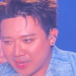 Hành động được hàng vạn khán giả hưởng ứng của Trấn Thành tại Mỹ Đình img 6899jpg 17602284848621943747759 76 0 600 1000 crop 1760228493404979275553jpg