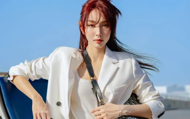 Thái độ lạ lẫm của Thuỳ Tiên hậu ồn ào kẹo rau- Ảnh 4.