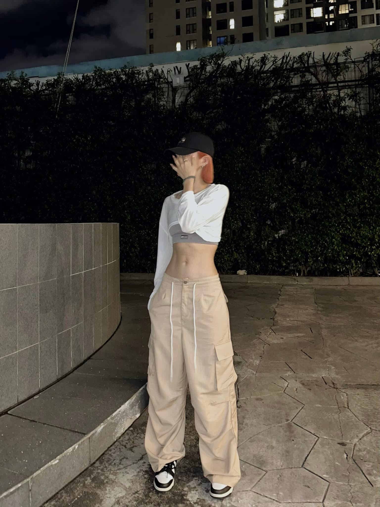 Nhan sắc bất chấp mặt mộc, hot girl vòng eo 56 tự tin Nhan sắc bất chấp mặt mộc, hot girl vòng eo 56 tự tin