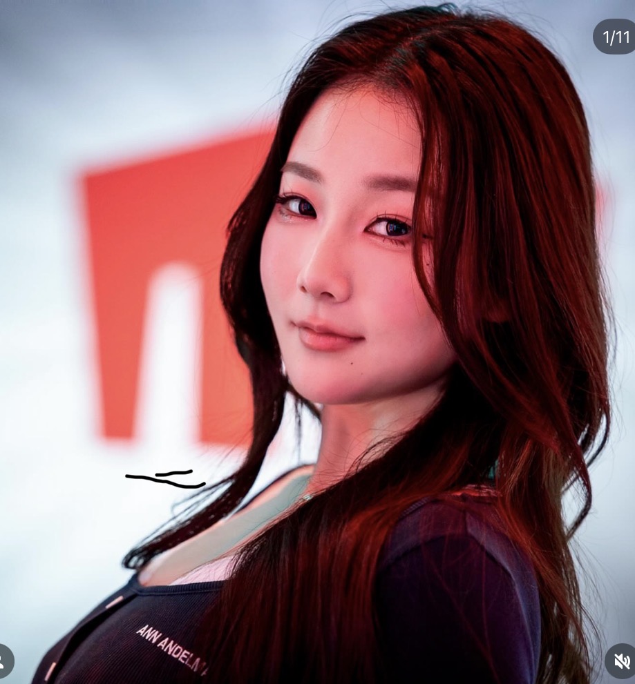 Camera lia gấp gái xinh nóng bỏng, chiếm