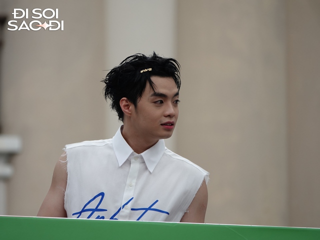 Dàn Anh Trai Say Hi mùa 2 chính thức ra mắt: Negav lộ diện sau khi hứng tranh cãi, còn hôn gió với fan- Ảnh 15.