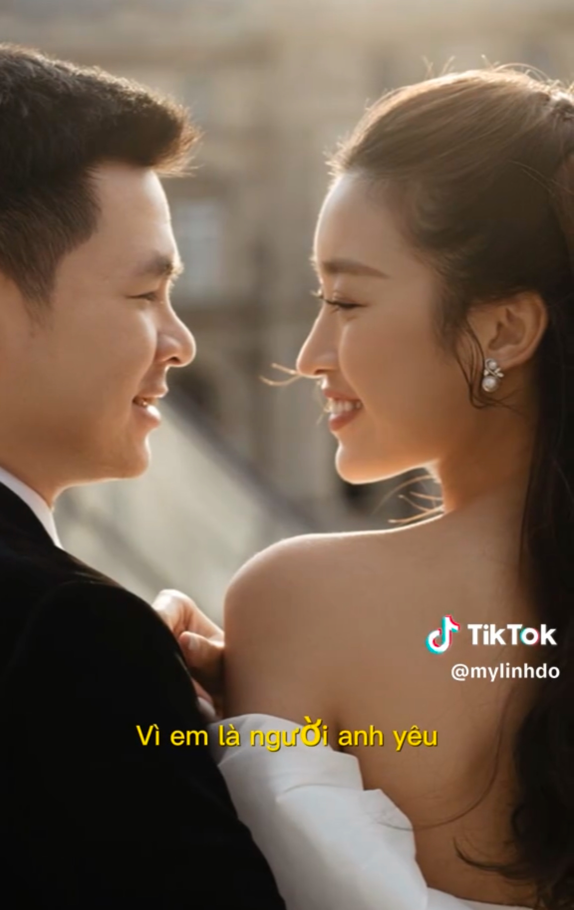 Đỗ Mỹ Linh xử lý