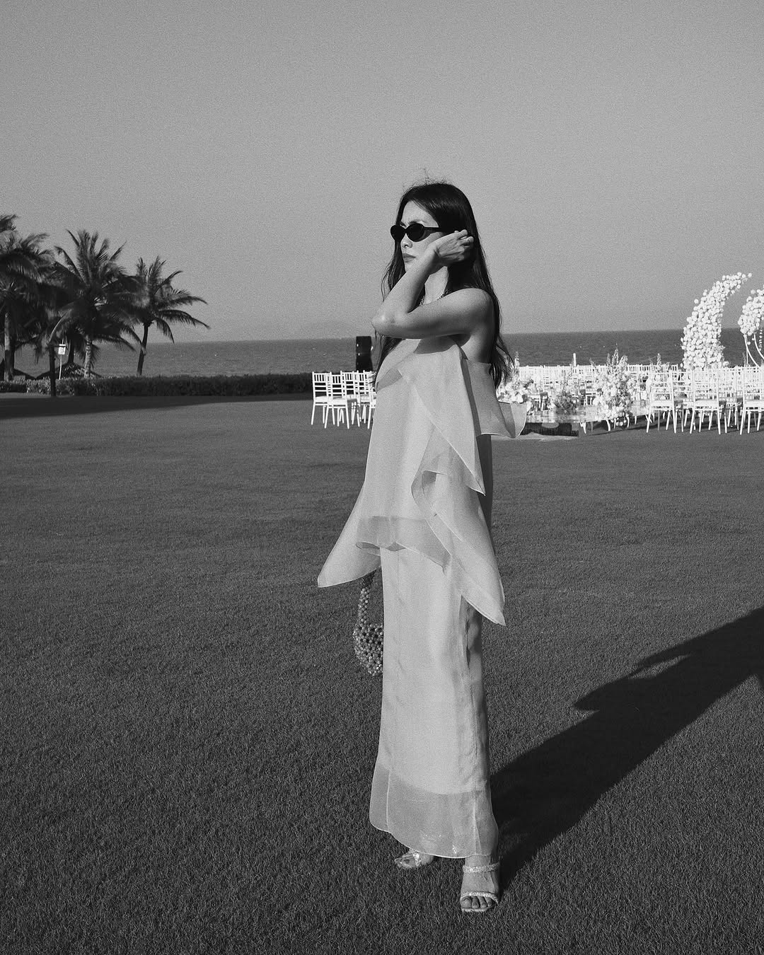 Xuất hiện đơn giản, Tăng Thanh Hà vẫn ‘out trình’ với thần thái quý cô cổ điển- Ảnh 2. Xuất hiện đơn giản, Tăng Thanh Hà vẫn ‘out trình’ với thần thái quý cô cổ điển- Ảnh 2.