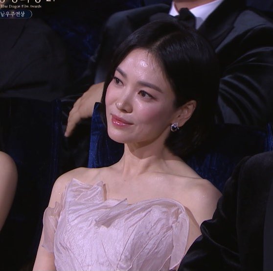 Sốc nhất Rồng Xanh 2025: Lộ số phiếu bầu cho Song Hye Kyo, 40 triệu người không tin đây là sự thật- Ảnh 4. Sốc nhất Rồng Xanh 2025: Lộ số phiếu bầu cho Song Hye Kyo, 40 triệu người không tin đây là sự thật- Ảnh 4.