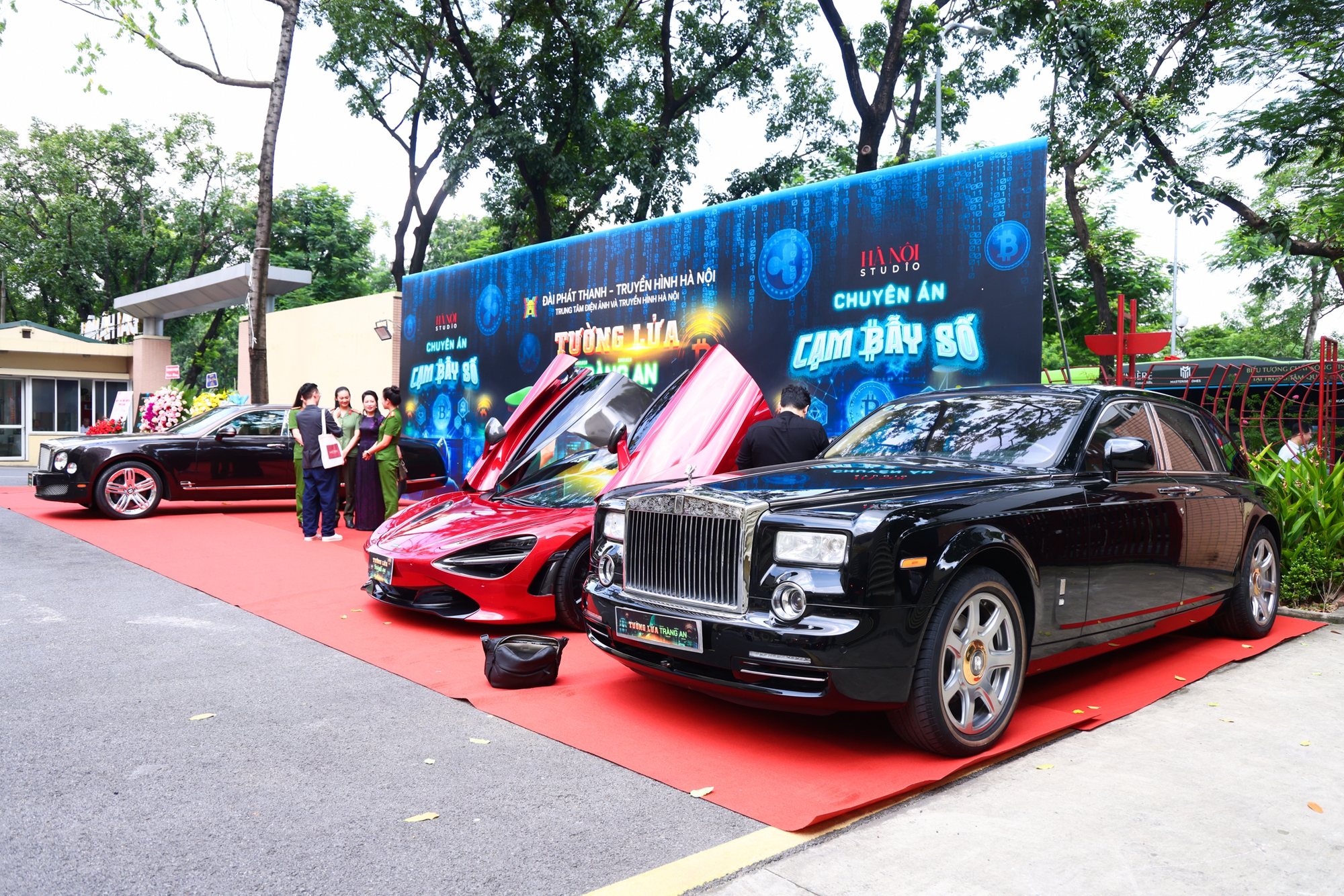 TikToker Vũng Tàu lừa đảo 3.000 người, thu lợi 5.000 tỷ đồng: Vụ án rúng động bị vạch trần- Ảnh 10. TikToker Vũng Tàu lừa đảo 3.000 người, thu lợi 5.000 tỷ đồng: Vụ án rúng động bị vạch trần- Ảnh 10.