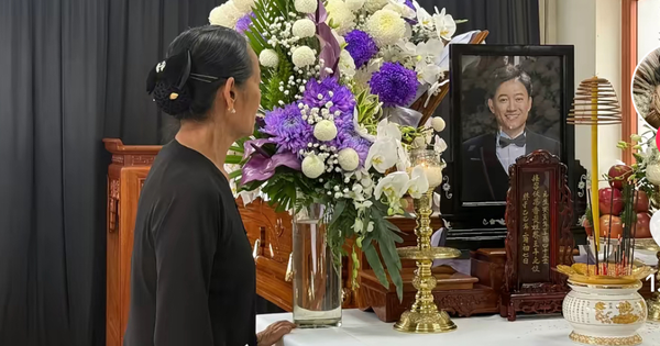 Lễ viếng cố nghệ sĩ Quý Bình: Nụ cười di ảnh gây xót xa, mẹ lặng người nhìn con trai lần cuối img1388 1 1741369360788 17413693609341470644130 239 103 736 1053 crop 1741369421371783285813png