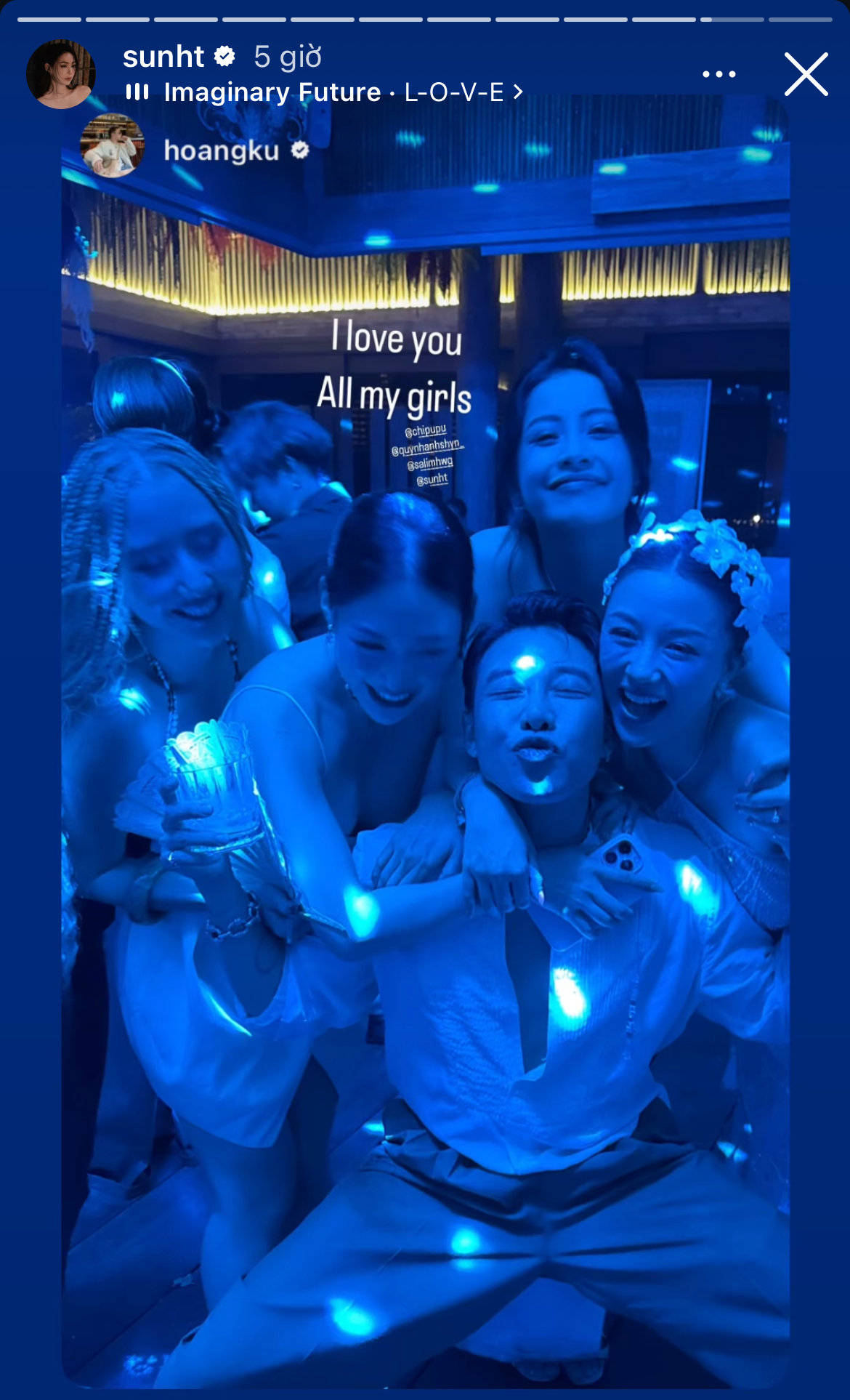 Khung ảnh cực hot: Hội bạn F4 Hà thành của Chi Pu - Quỳnh Anh Shyn