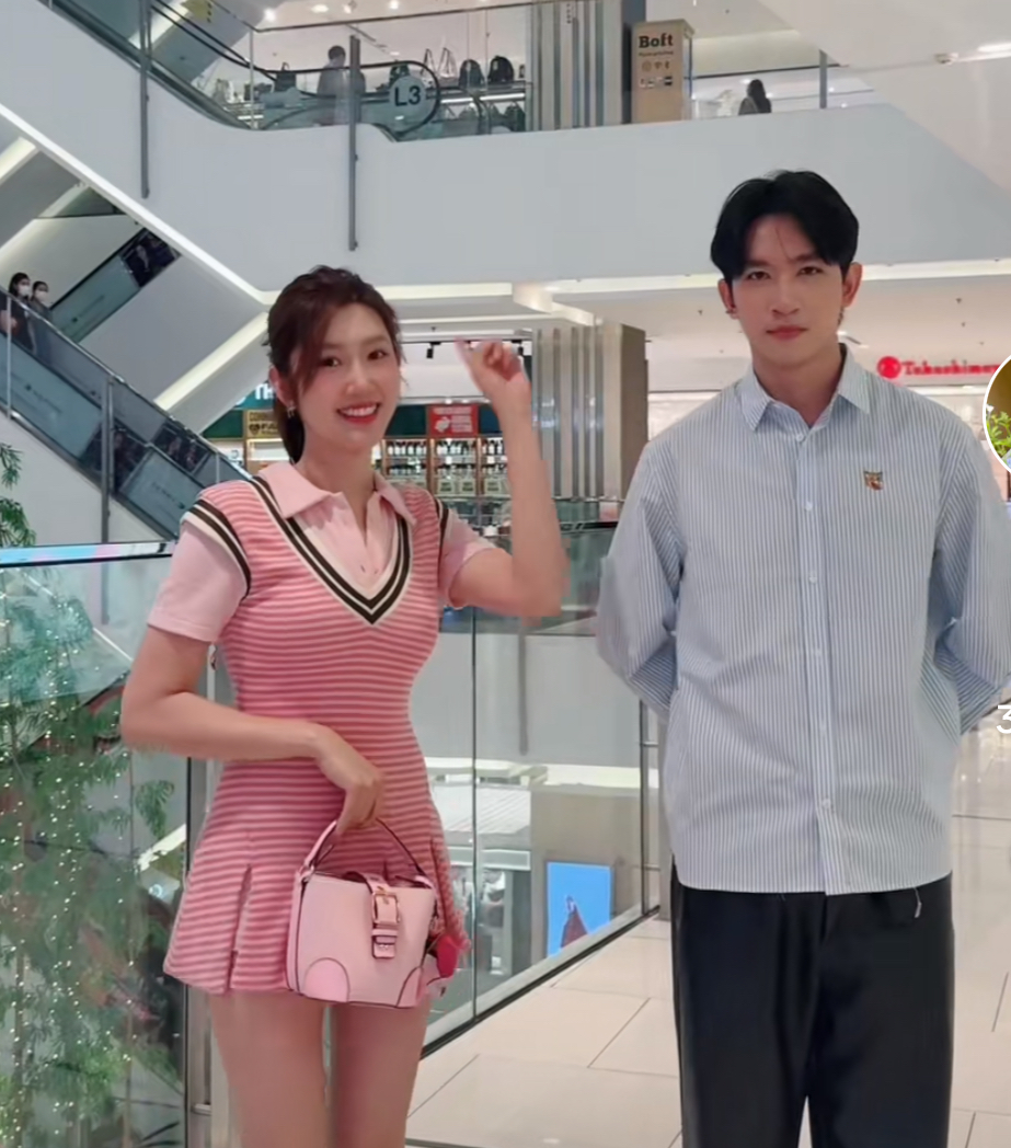 HOT: Cặp đôi Vbiz