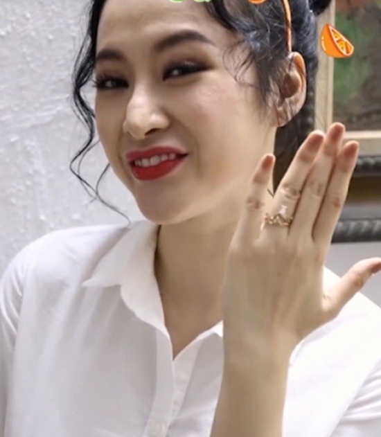 img20171010105524934-7ca43-1754673230891-1754673231043364786418-1754703954424-1754703954668350409609 "Nữ hoàng thị phi Vbiz" bị biến dạng mũi, chưa đủ 18 tuổi đã "dao kéo" img20171010105524934 7ca43 1754673230891 1754673231043364786418 1754703954424 1754703954668350409609