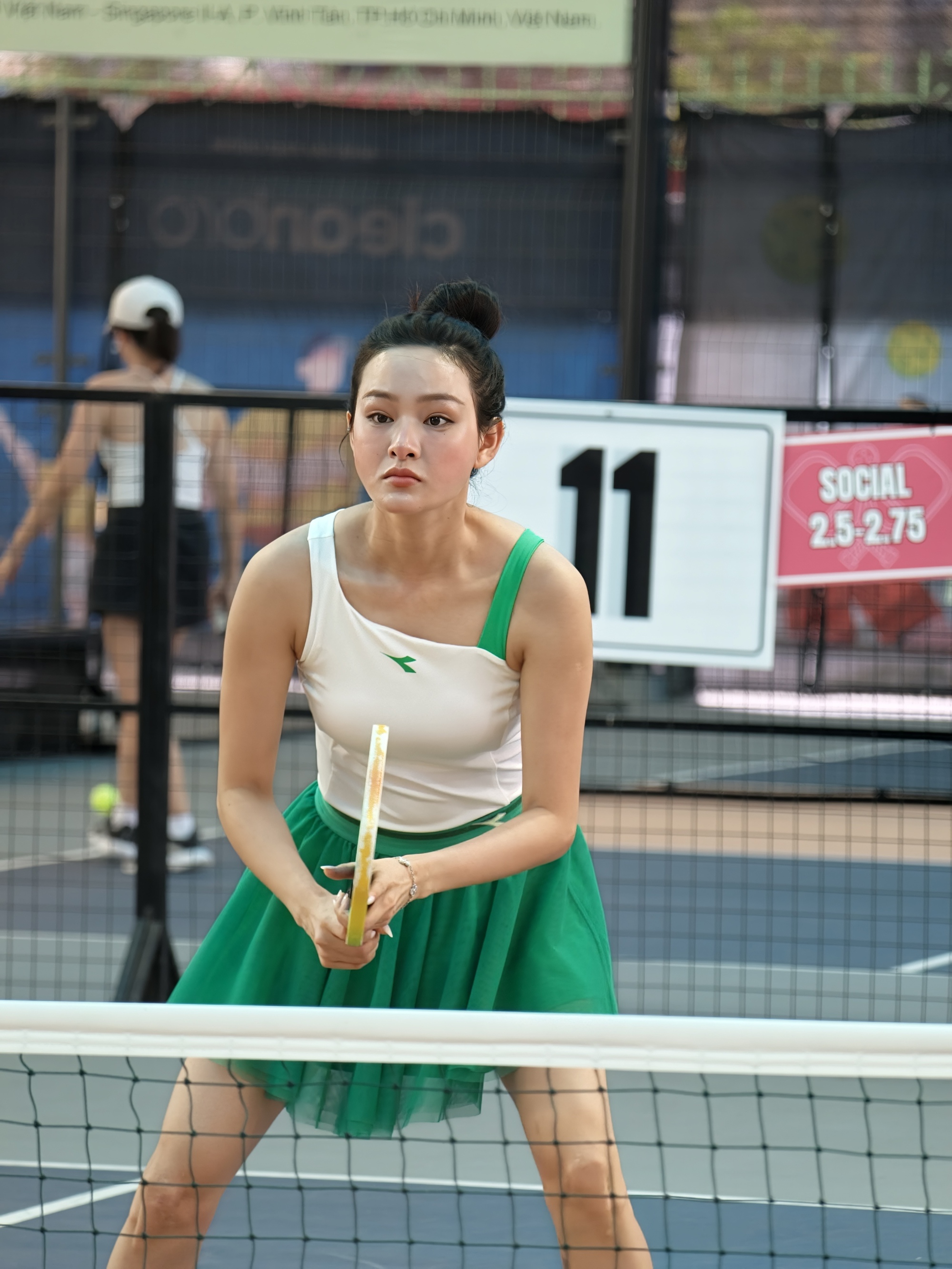 Hiền Hồ gây chú ý với visual hiện tại trên sân pickleball, hình ảnh Hiền Hồ gây chú ý với visual hiện tại trên sân pickleball, hình ảnh
