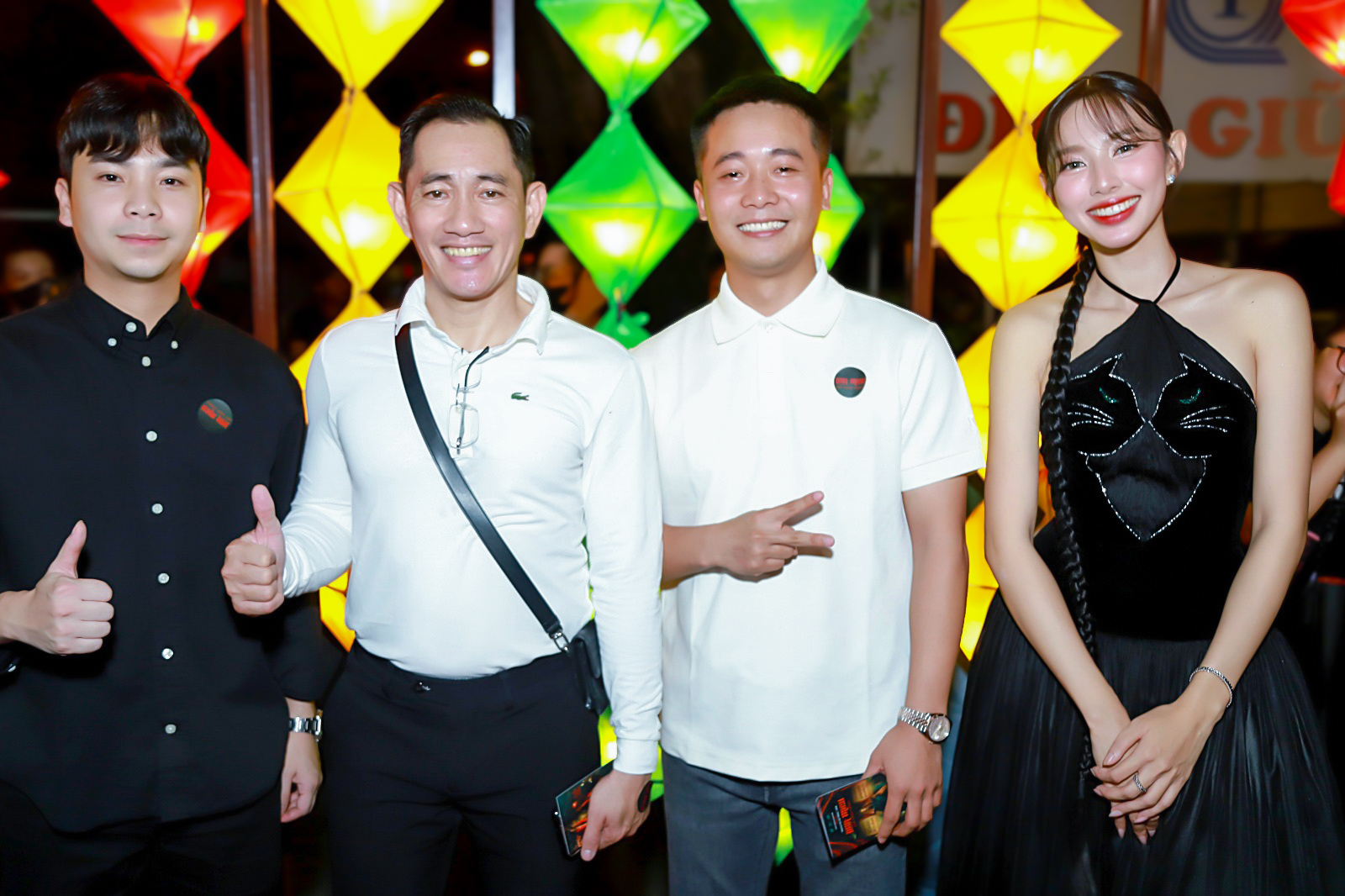 Clip cận thái độ lạ của Thuỳ Tiên trong lần cuối cùng công khai lộ diện bên Quang Linh Vlogs trước khi bị bắt- Ảnh 4. Clip cận thái độ lạ của Thuỳ Tiên trong lần cuối cùng công khai lộ diện bên Quang Linh Vlogs trước khi bị bắt- Ảnh 4.