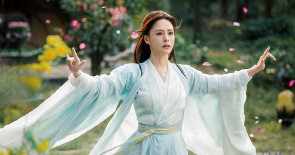 4 mỹ nhân cổ trang đẹp nhất Trung Quốc: Lưu Diệc Phi chỉ xếp thứ 2, hạng 1 không có đối thủ suốt 20 năm img2534 17429657449271136050819 ezgifcom webp to jpg converter 1743739520474 17437395207531562881331 54 0 1082 1963 crop 17437397977101412282065jpg