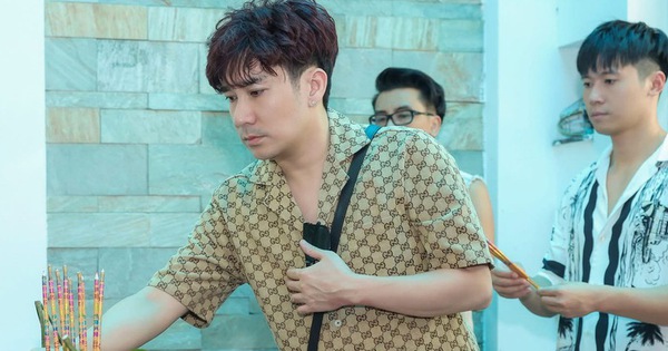 Nam ca sĩ quê Hà Nội: "Tôi không xuất hiện thì bầu show sẽ bị thưa kiện" 29 Nam ca sĩ quê Hà Nội: "Tôi không xuất hiện thì bầu show sẽ bị thưa kiện" img2695 17614712266141924185211 167 549 995 1874 crop 17614713861481560427527 1761477252851 176147725338520867454 0 0 400 764 crop 1761477564203433624687jpeg