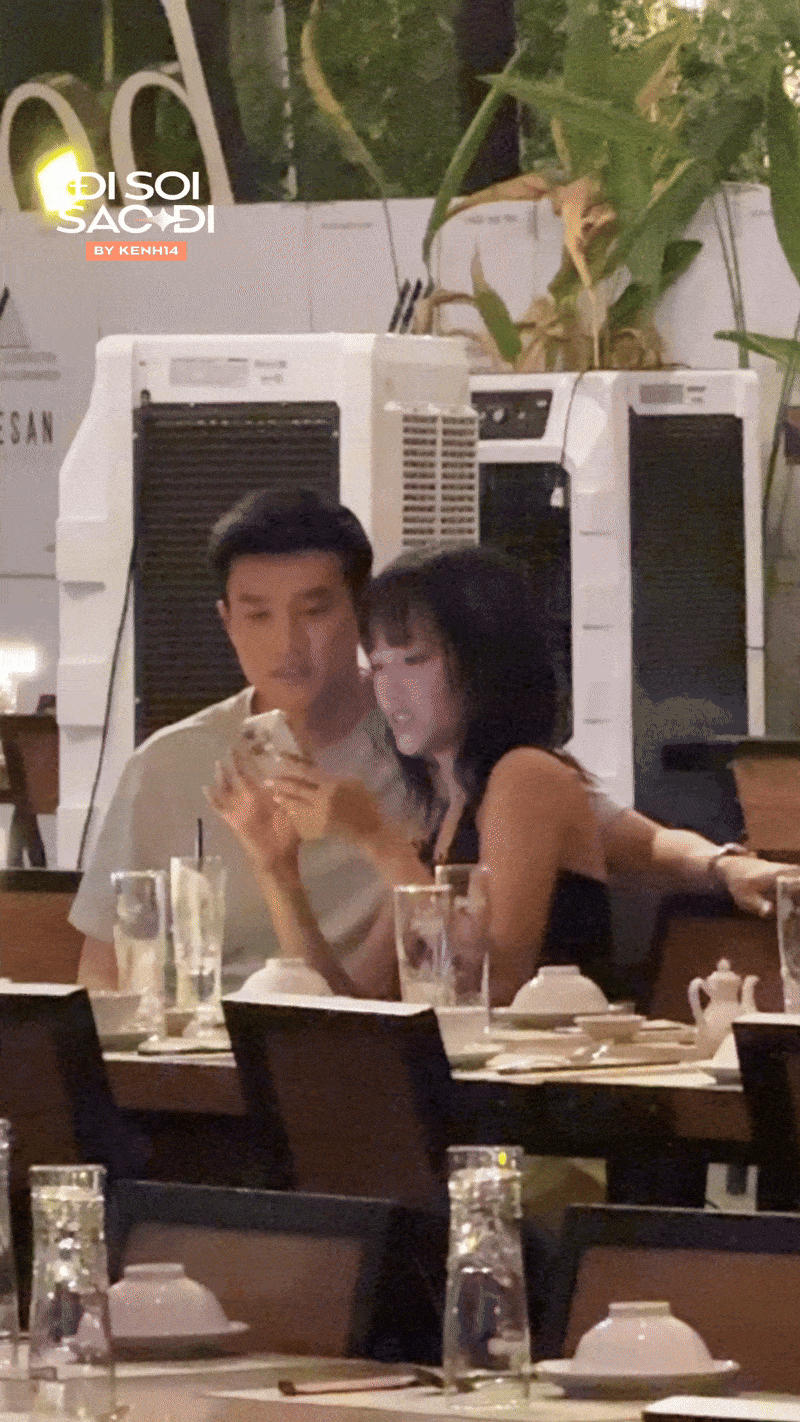 Sau clip tình tứ tại đám cưới Đạt G, Quốc Trường bị khui thêm hình ảnh khó chối cãi với Chị Đẹp Vbiz- Ảnh 3. Sau clip tình tứ tại đám cưới Đạt G, Quốc Trường bị khui thêm hình ảnh khó chối cãi với Chị Đẹp Vbiz- Ảnh 3.