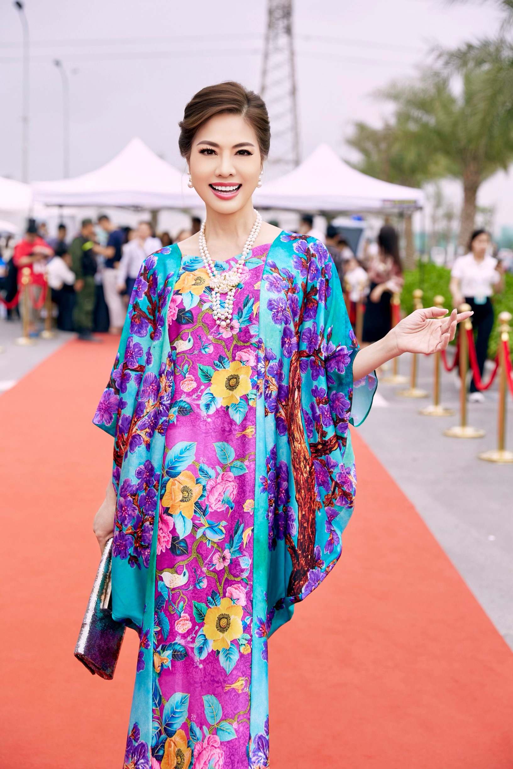 Bi kịch hôn nhân của nữ ca sĩ Việt: Chồng ngoại tình ngay trong đêm tân hồn, bật khóc giữa chốn đông người vì tổn thương- Ảnh 5.