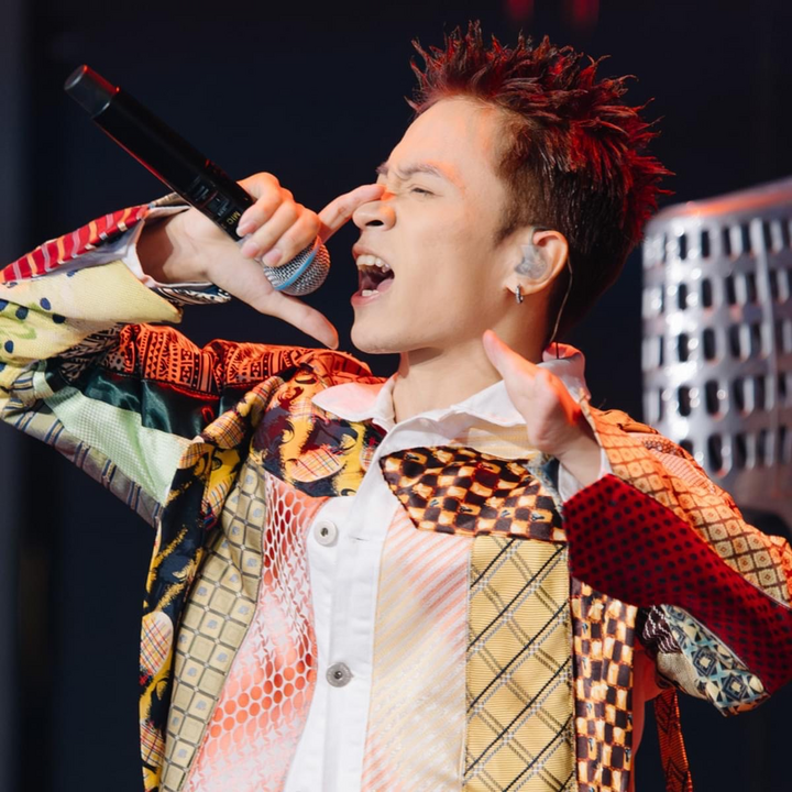 Rapper có ca khúc 1 tỷ view: 7 năm xuất khẩu lao động, dị tật do chất độc da cam- Ảnh 3. Rapper có ca khúc 1 tỷ view: 7 năm xuất khẩu lao động, dị tật do chất độc da cam- Ảnh 3.