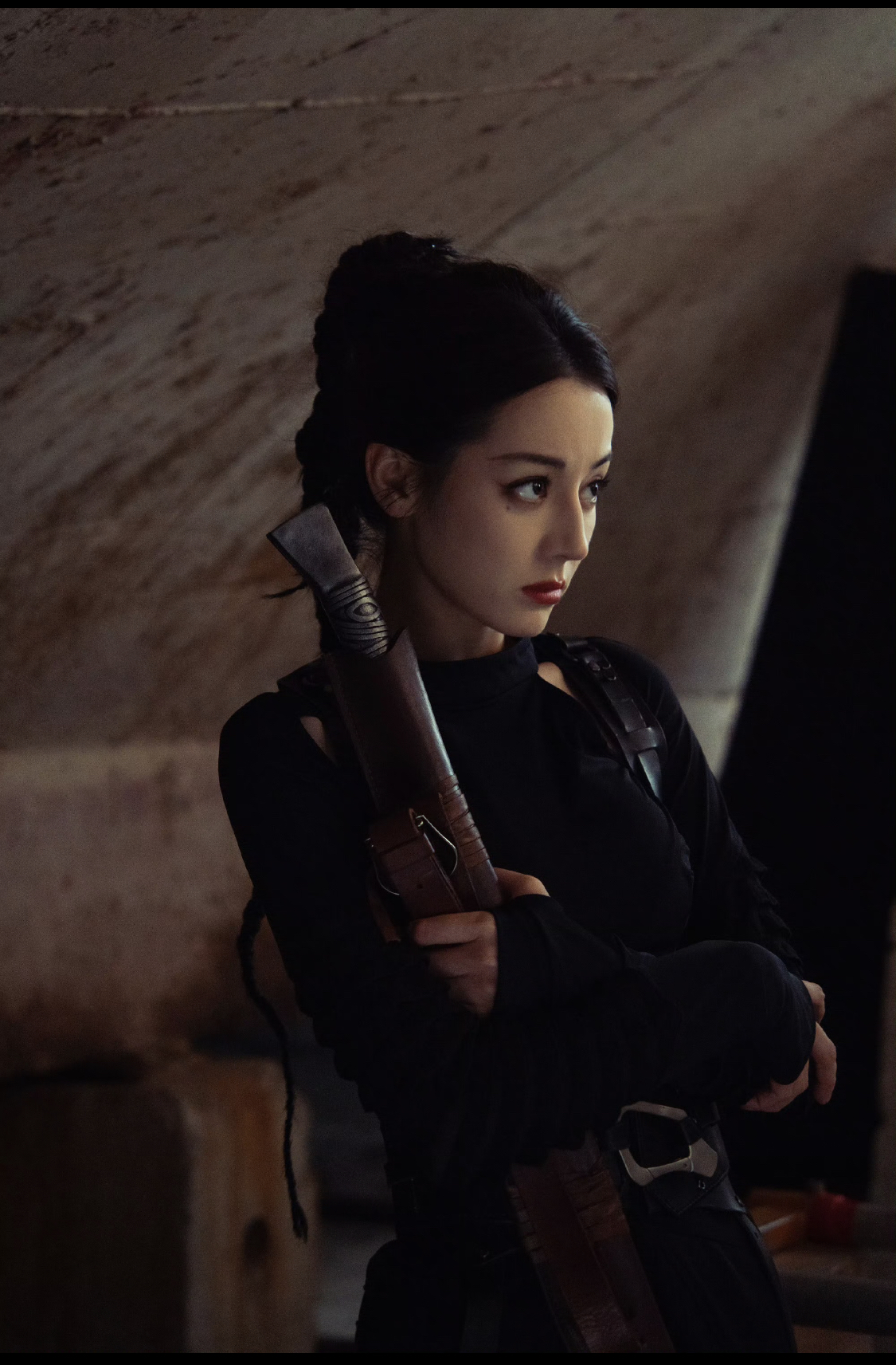 Đây có phải vẻ đẹp đàn ông thèm khát, phụ nữ ghen tỵ: Mặt thiên thần body ác quỷ, bèo nào yếu là gãy liền- Ảnh 2.