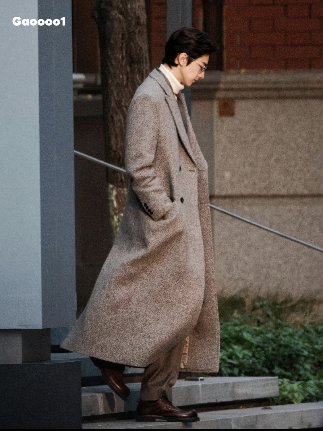 Tổng tài GenZ này sẽ cho bạn biết cao 1m90 mặc măng tô đẹp như nào: Nhìn thôi đã thấy sang tới nóc- Ảnh 4.