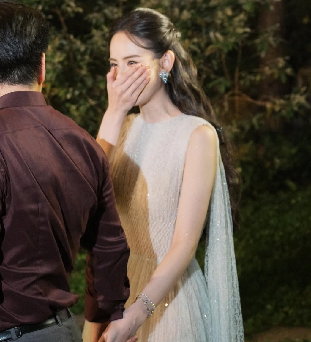 Lộ tin nhắn của mỹ nhân 2k2 và chồng gia thế khủng, gặp 3 tháng đã cưới là vì câu nói này?- Ảnh 2.