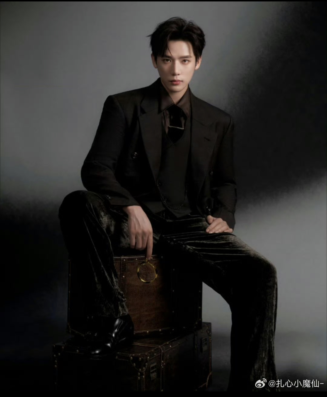 Nhìn cặp đôi này bên nhau mà viết được cả bộ tiểu thuyết: Nhà gái là công chúa ngôn tình, nhà trai đẹp quá thể đáng- Ảnh 5. Nhìn cặp đôi này bên nhau mà viết được cả bộ tiểu thuyết: Nhà gái là công chúa ngôn tình, nhà trai đẹp quá thể đáng- Ảnh 5.