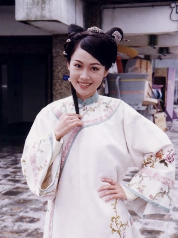 Dùng AI phục dựng chân dung mỹ nhân đẹp nhất truyện Kim Dung, nhan sắc cỡ này bảo sao ăn đứt Tiểu Long Nữ- Ảnh 6.