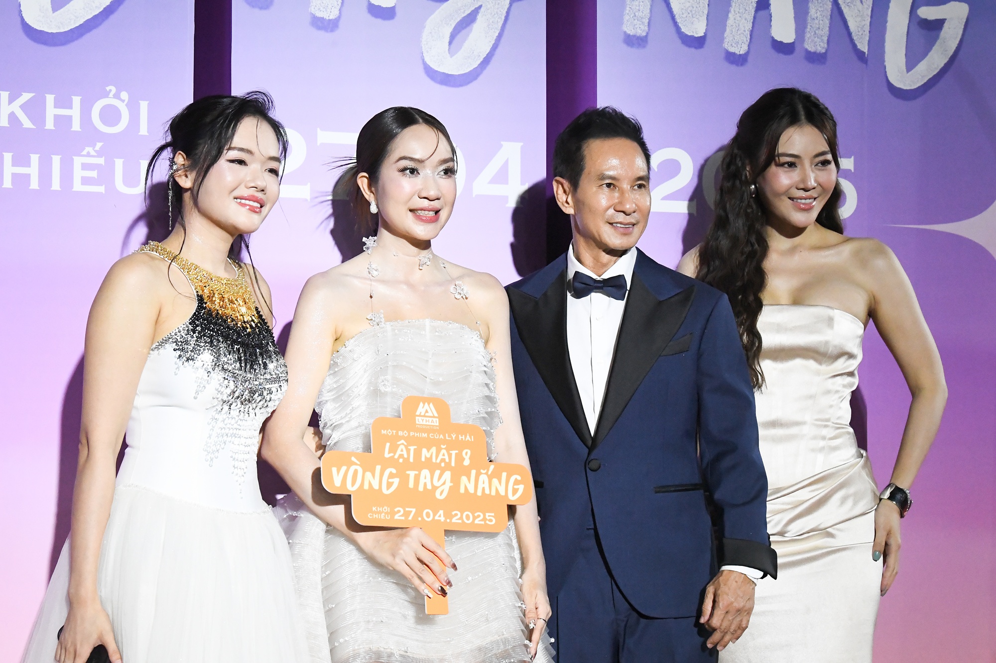 Thảm đỏ hot nhất hôm nay: